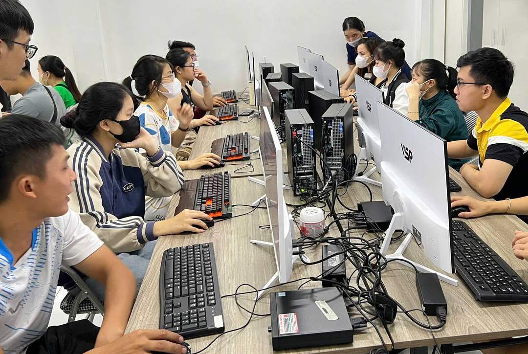 lớp học photoshop tại bình tân