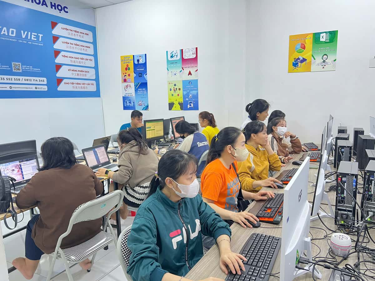 trung tâm gia sư tin học Bình Dương