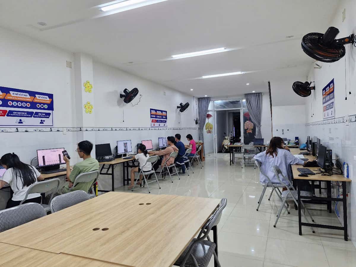 Trung tâm đào tạo AI ở Bình Dương