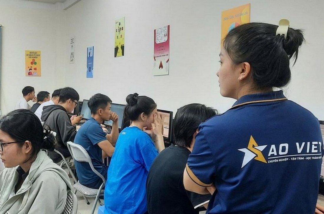 Vì Sao Bạn Nên Học Khóa GenAI Cho Quản Trị Doanh Nghiệp Tại Tin Học Sao Việt