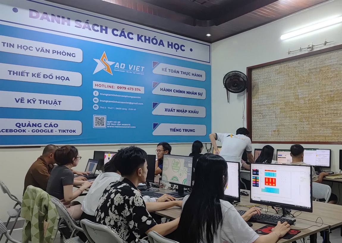 Tại Sao Khóa Học ChatGPT Và Ứng Dụng AI Tạo Sinh Của Trung Tâm Tin Học Sao Việt Tạo Nên Khác Biệt