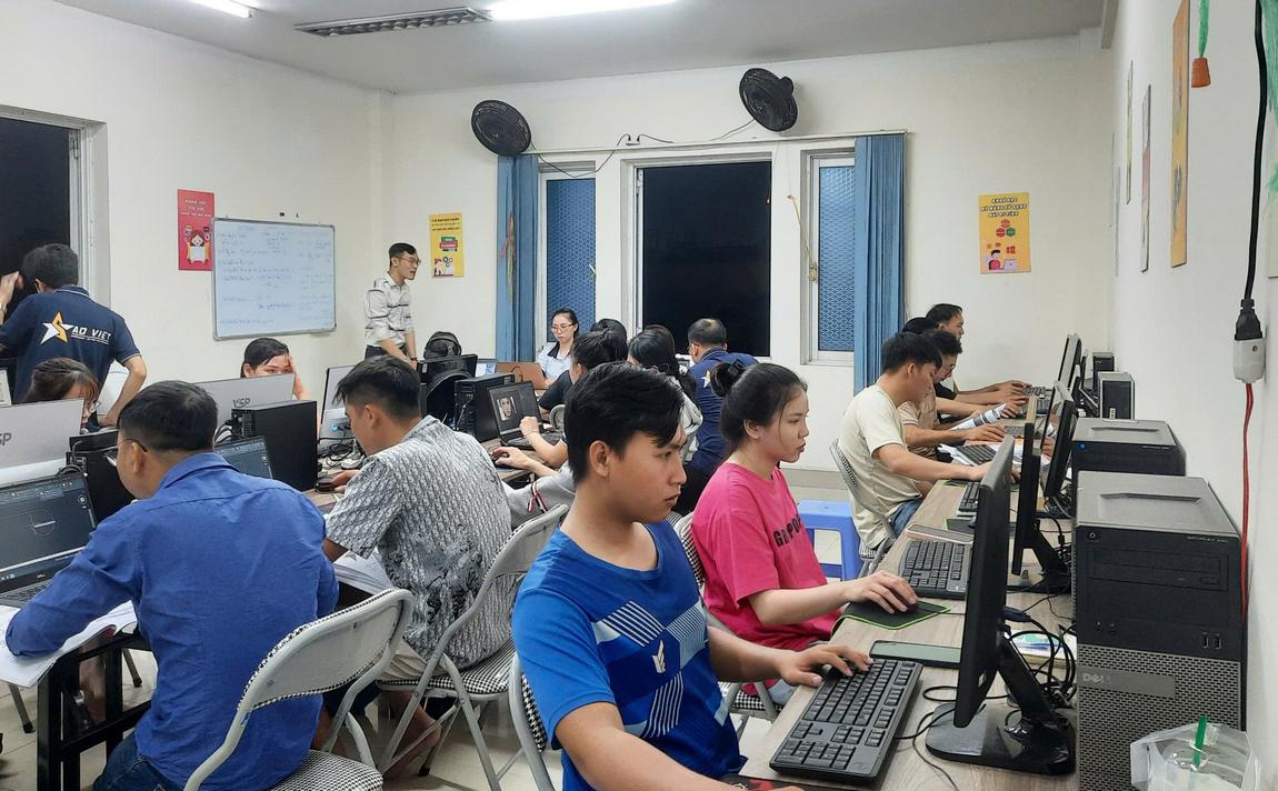 noi-dung-khoa-hoc-chuyen-sau-ve-AI-tao-sinh