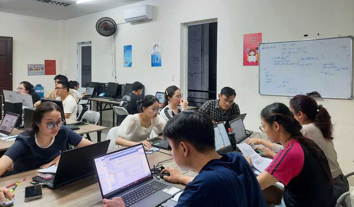 Đối Tượng Học Viên Phù Hợp Với Khóa Học Ứng Dụng AI Cho Doanh Nghiệp