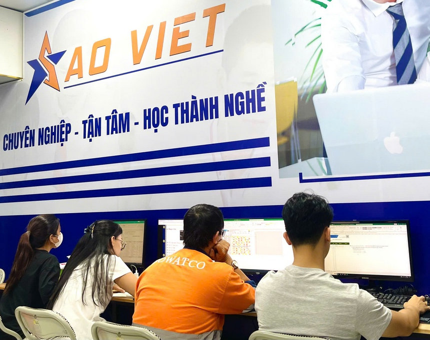 Vì Sao Việc Ứng Dụng AI Vào Công Việc Ngày Nay Càng Được Quan Trọng