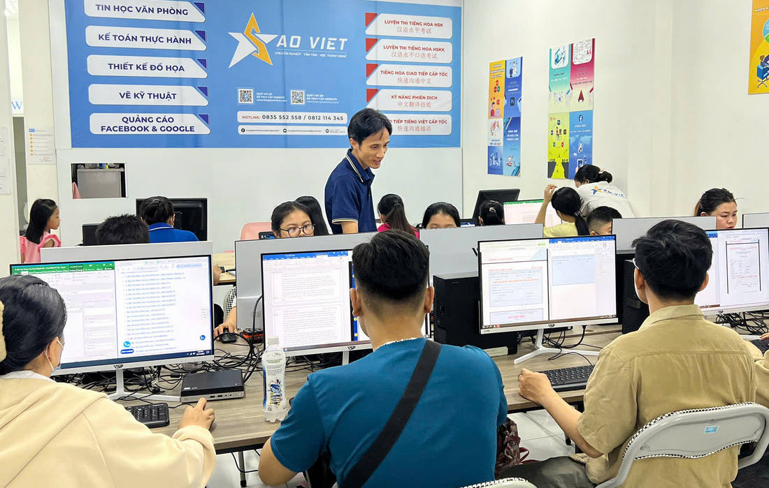 Khóa học AI ở Dĩ An