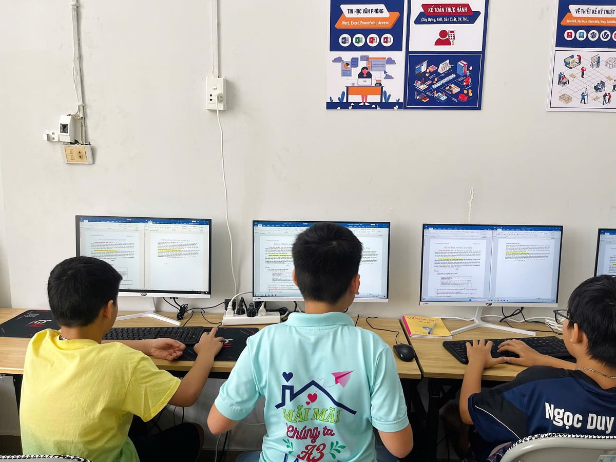 Gia sư dạy máy tính cơ bản