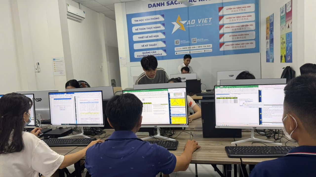 Khóa học ứng dụng AI trong tin học văn phòng tại Gia Định