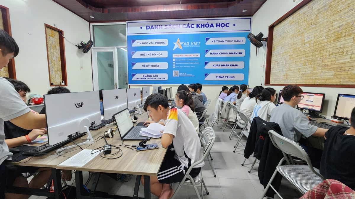 Lớp học lập trình C