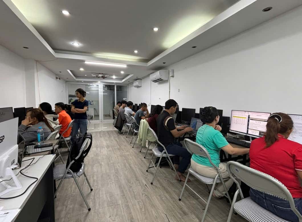 Lớp học AI Automation Trực Tiếp Tại TP HCM