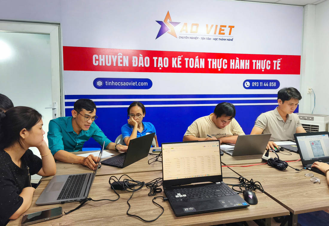 Hệ Thống Khóa Học Kế Toán Online Đa Dạng, Bám Sát Thực Tế Tại Sao Việt