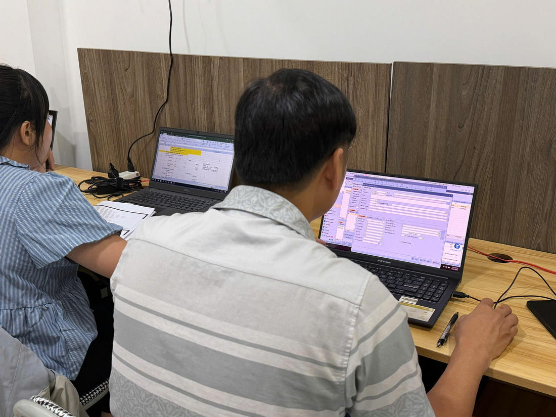 So Sánh Lớp Học Kế Toán Doanh Nghiệp Online Từ Xa Và Lớp Học Trực Tiếp