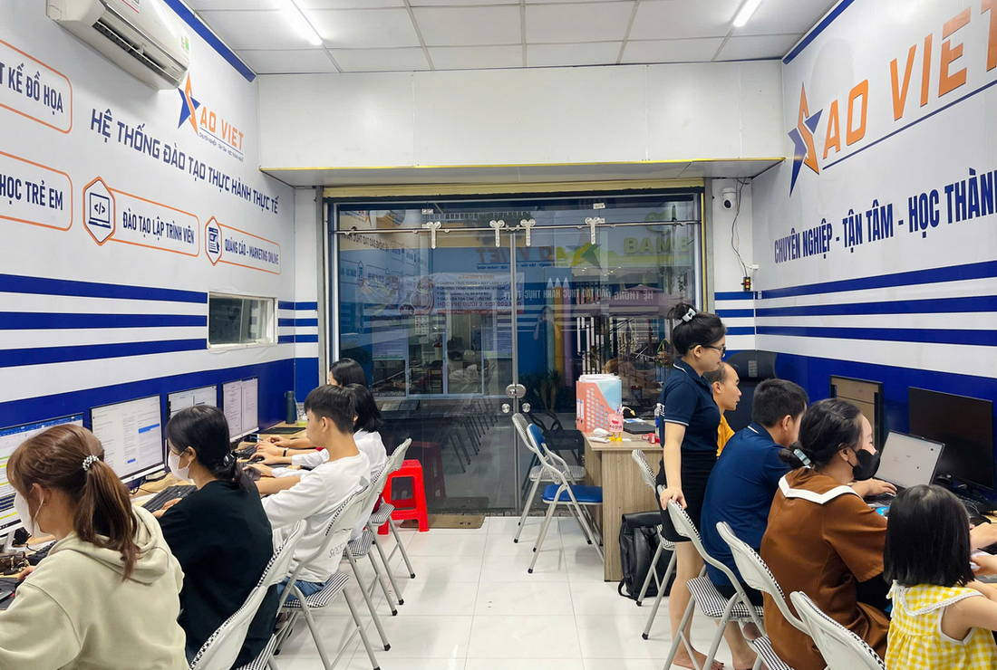 Những Ai Nên Tham Gia Khóa Học Illustrator Online Này