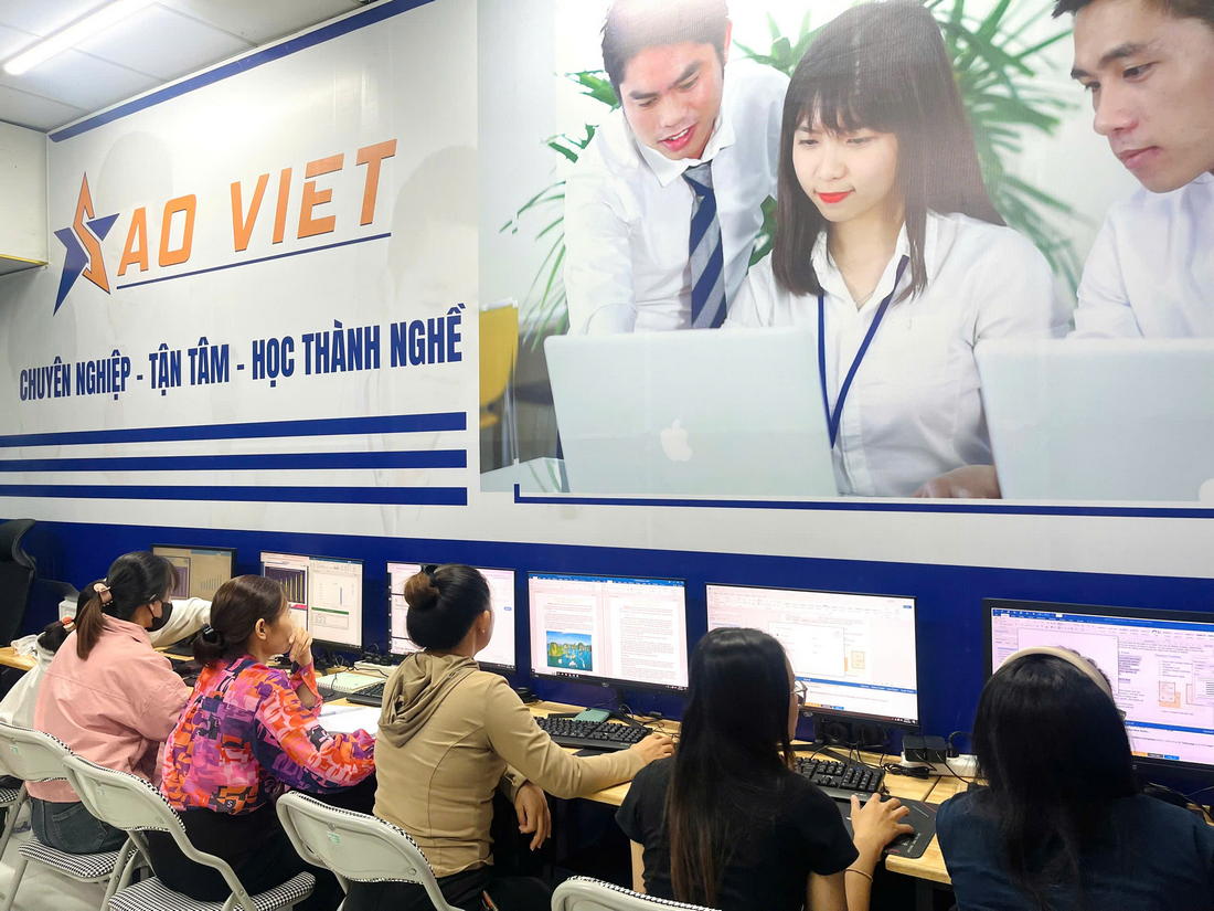 Vì Sao Bạn Nên Chọn Khóa Học Chứng Chỉ MOS Online