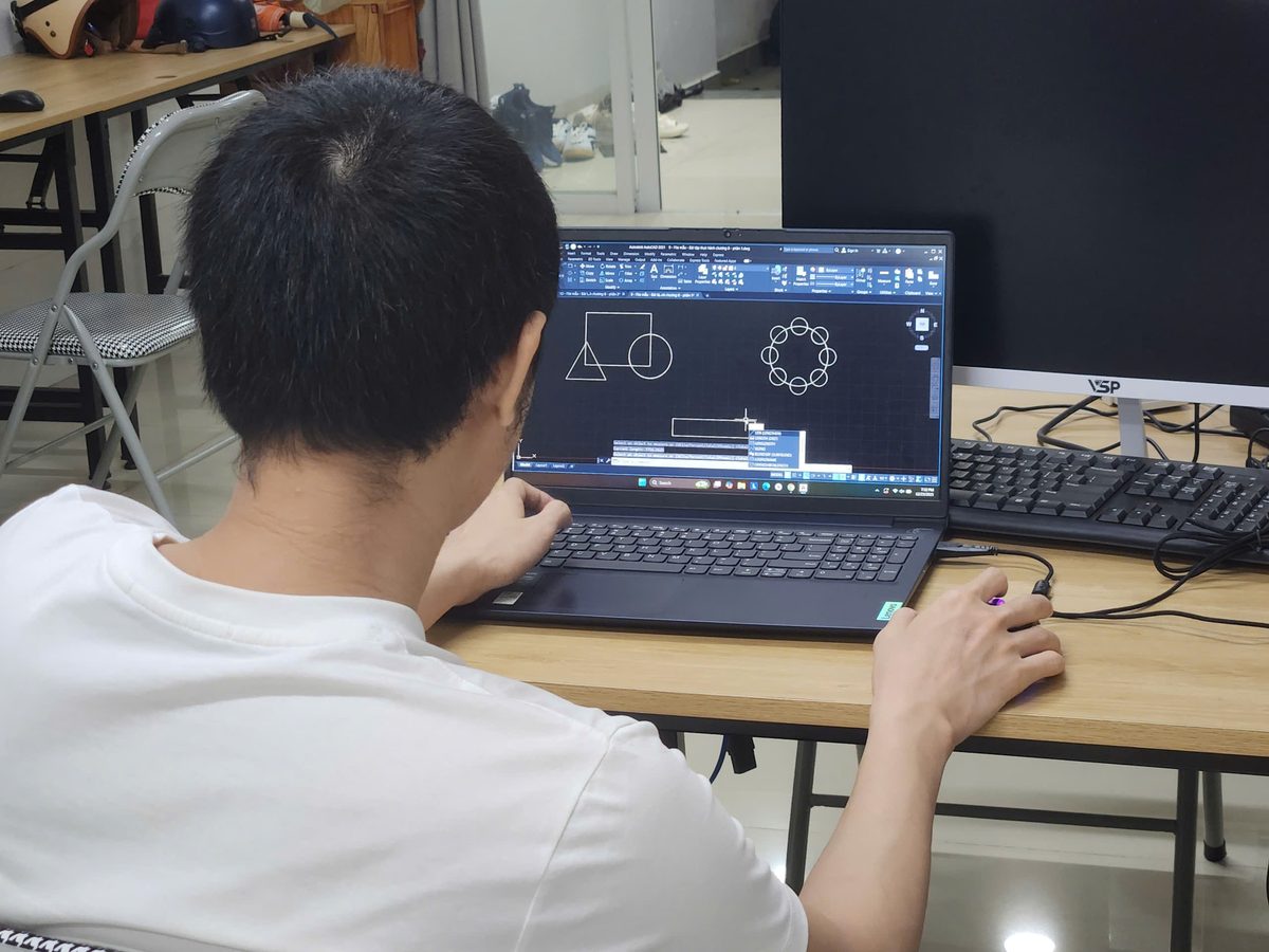 phương pháp học autocad cầm tay chỉ việc