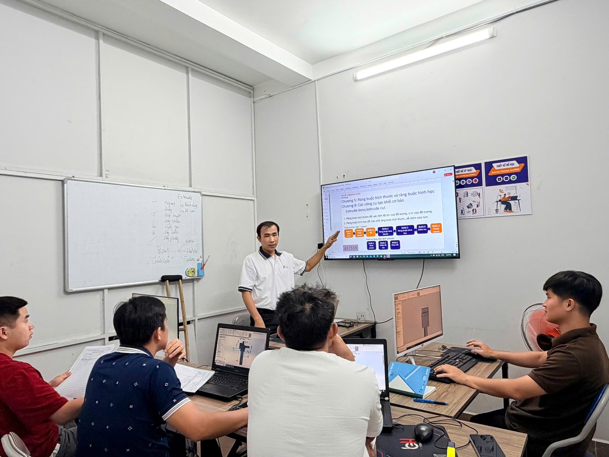 Lớp học Thiết kế nội thất tại Tin học Sao Việt