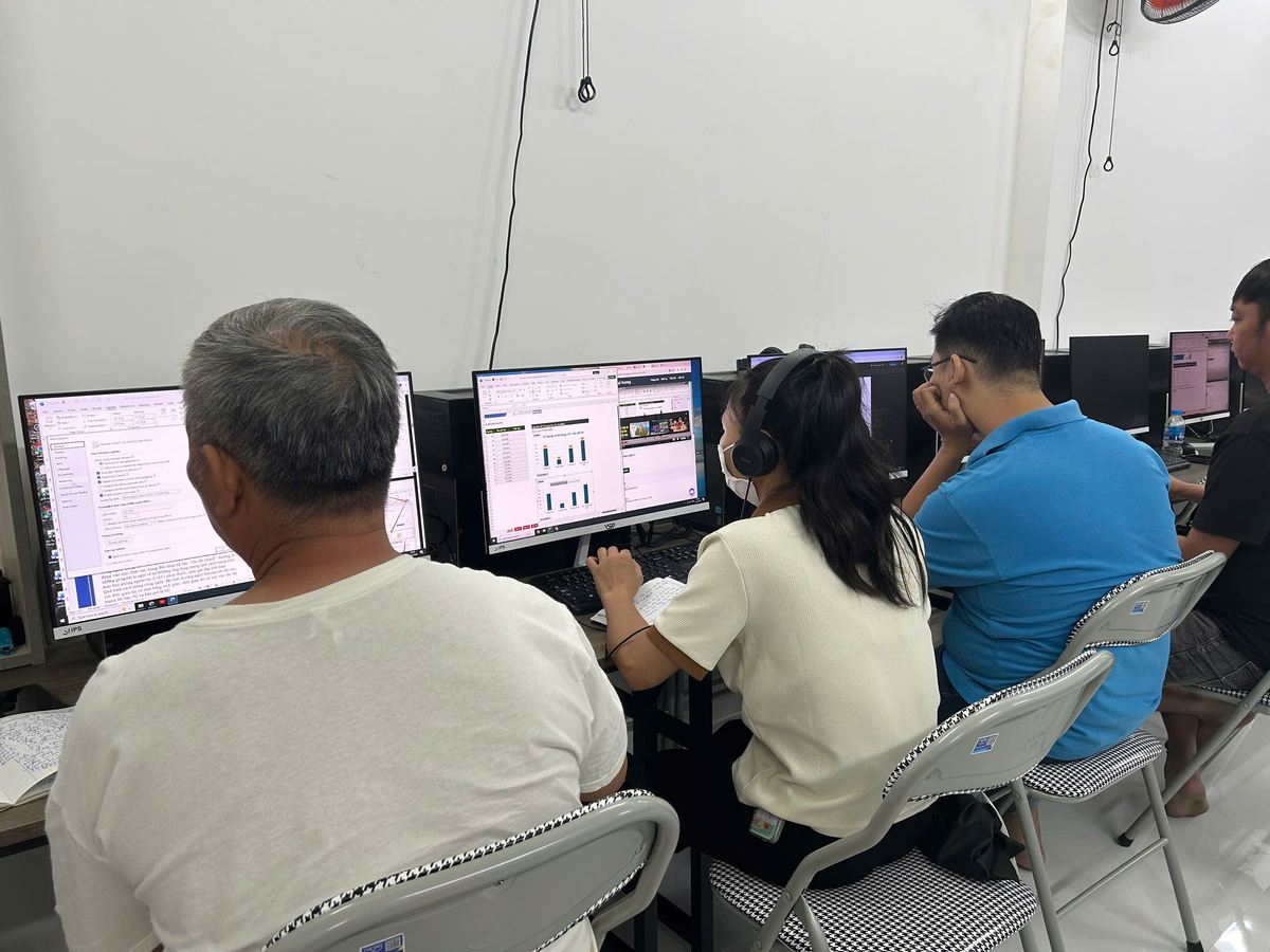 Chứng Chỉ Generative AI Foundations Là Gì